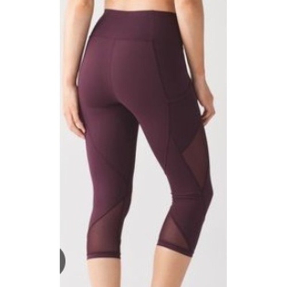 Lululemon Fast as Light Crop Leggings size 6